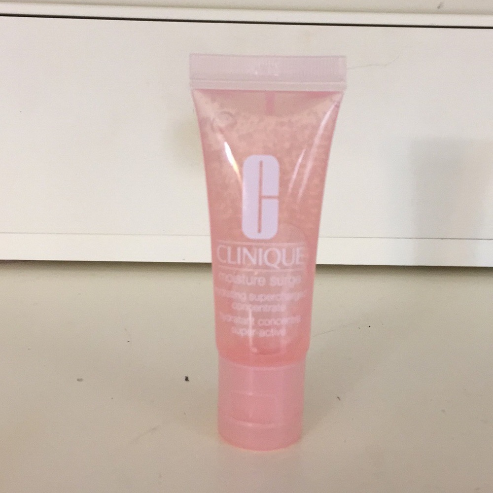 Clinique Moisture Surge